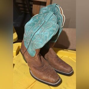 Ariat Turquoise and Brown Boots Sz: 8.5